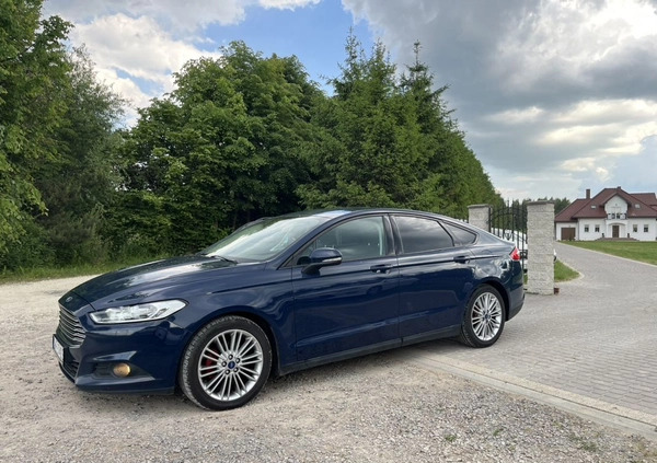 Ford Mondeo cena 47900 przebieg: 220000, rok produkcji 2016 z Tarnogród małe 667